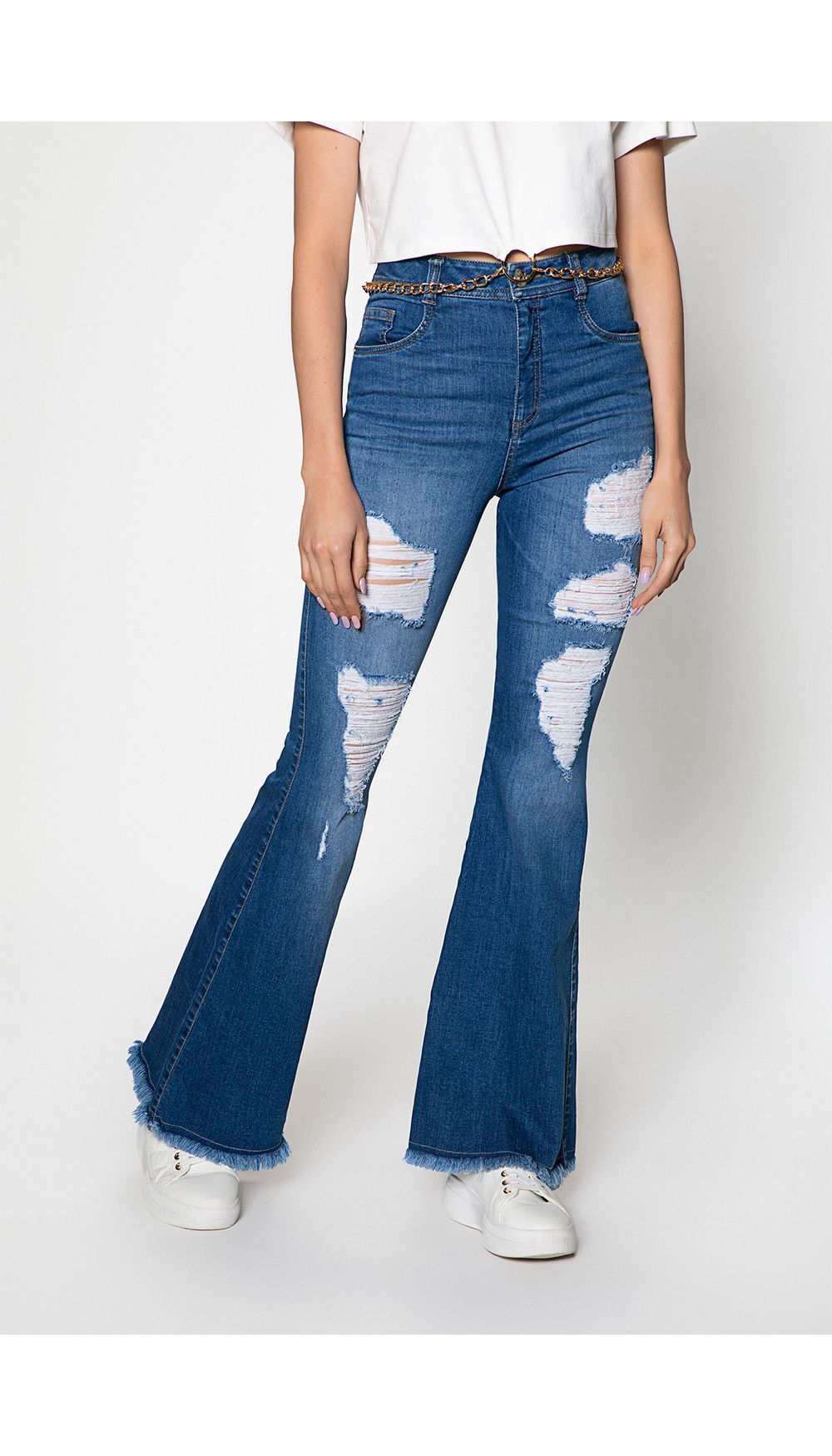 Jeans campana tiro alto con destroyer y