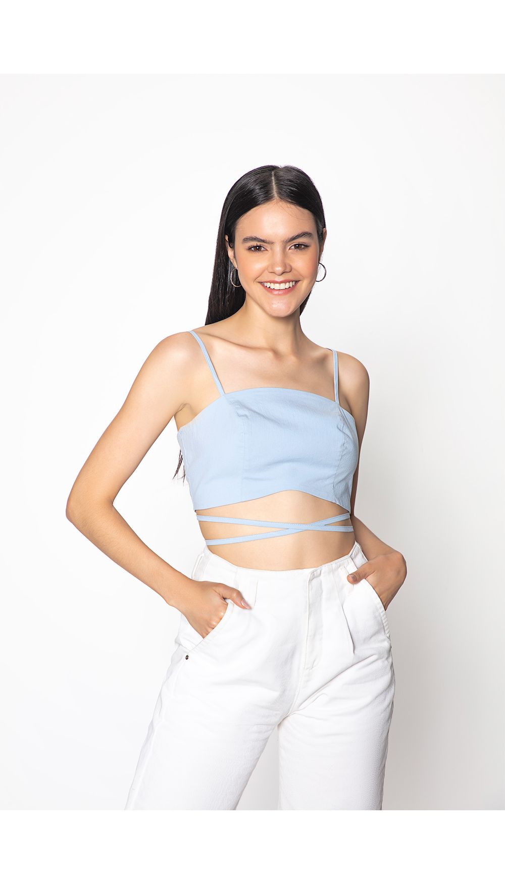 Crop top de tiras envolventes
