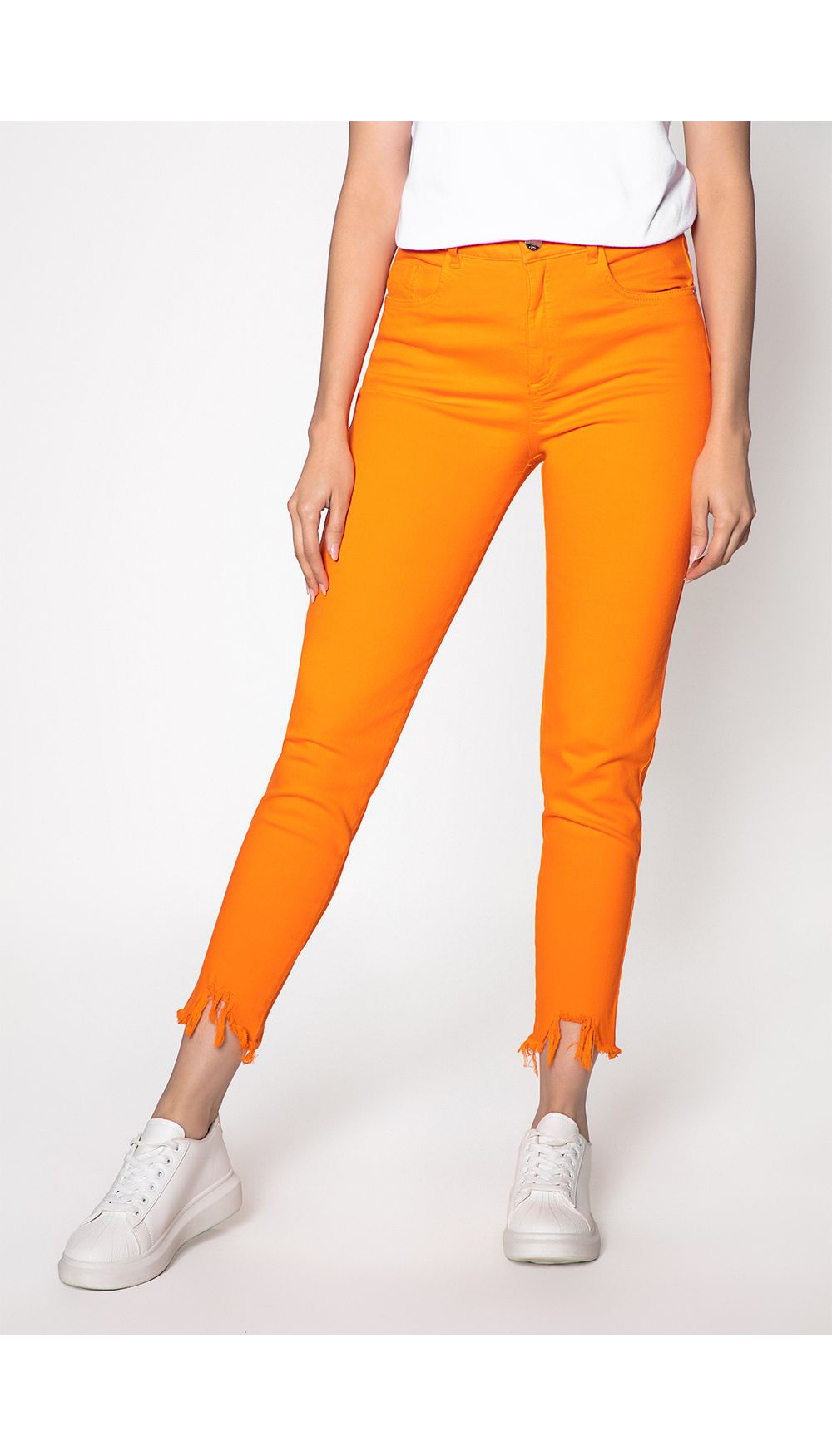 Jeans skinny unicolor tiro medio con rot