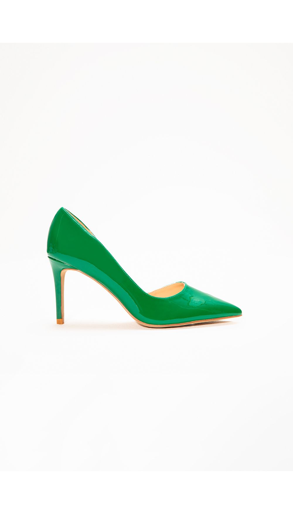 Stiletto en charol con abertura