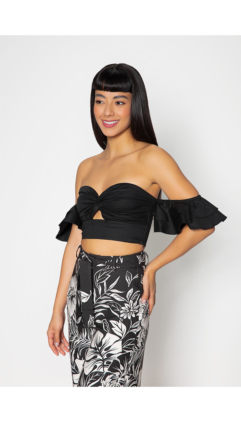 Crop hombro con bolero doble y entorchad