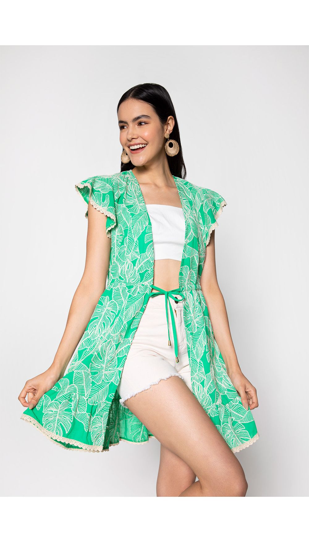 Sobretodo con bolero en manga y ajuste e