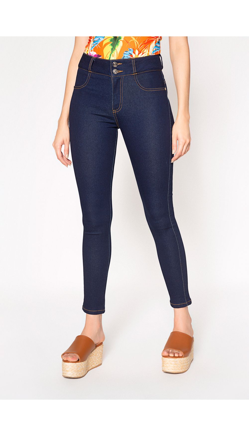 Jean skinny sin bolsillos tiro alto.
