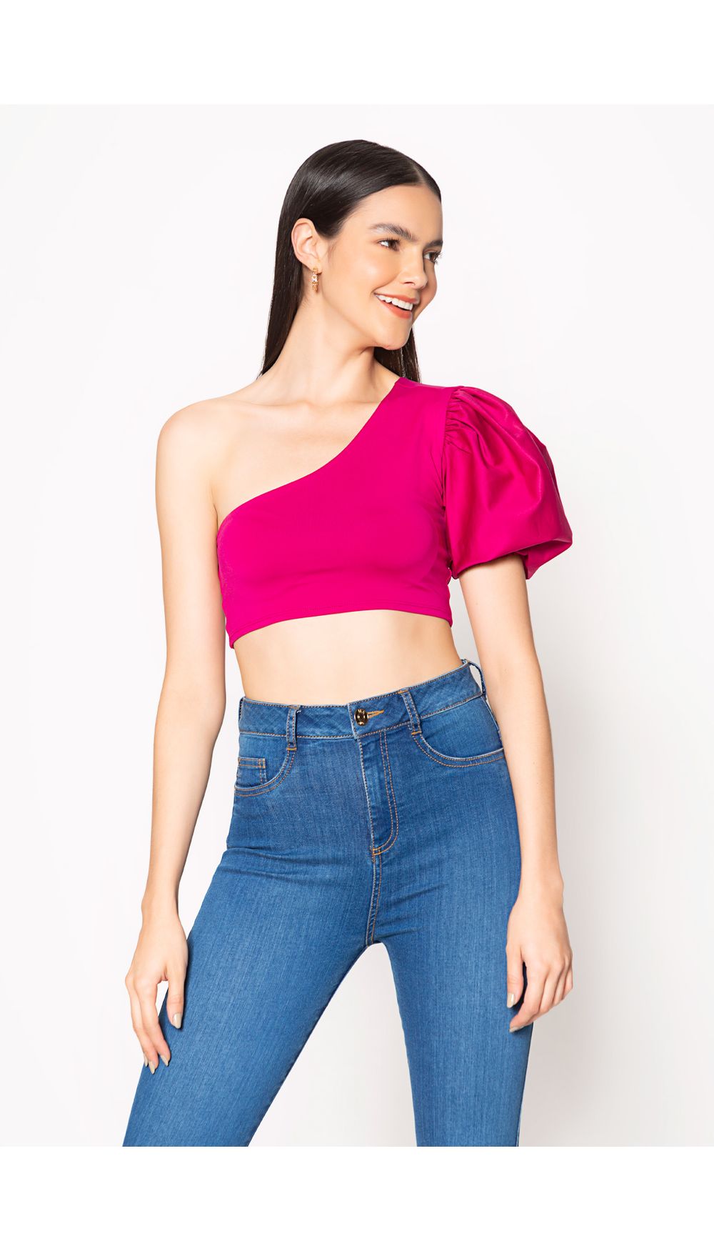 Blusa crop solo hombro con nudo en costa