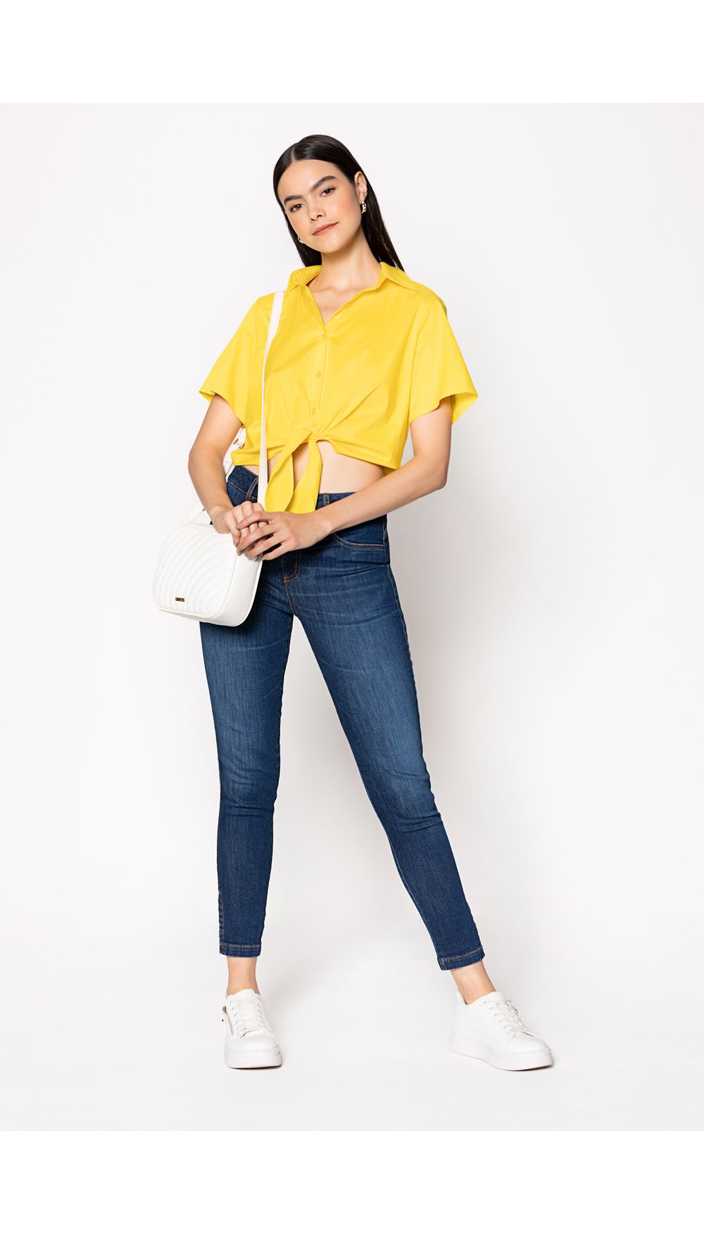 Blusa camisera manga corta con anudado