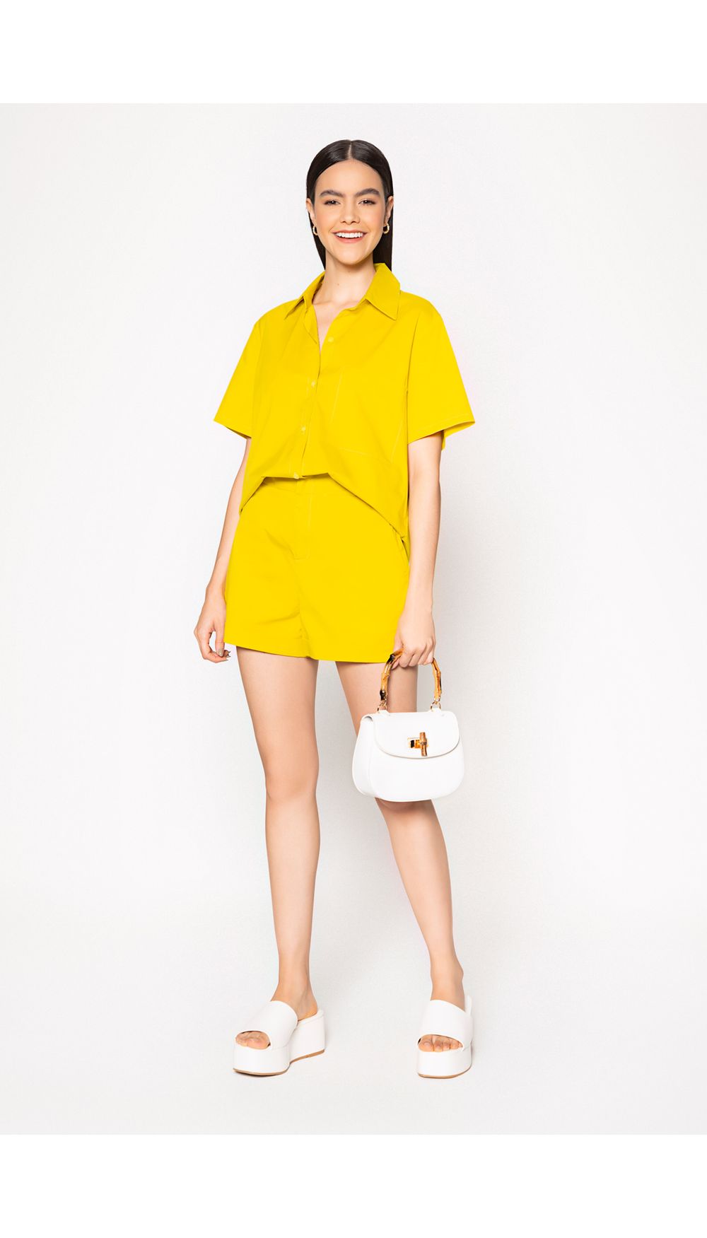 Conjunto camisa manga corta y short