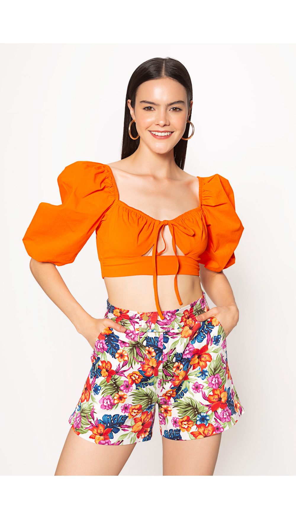 Blusa crop con tira de anudar manga al c