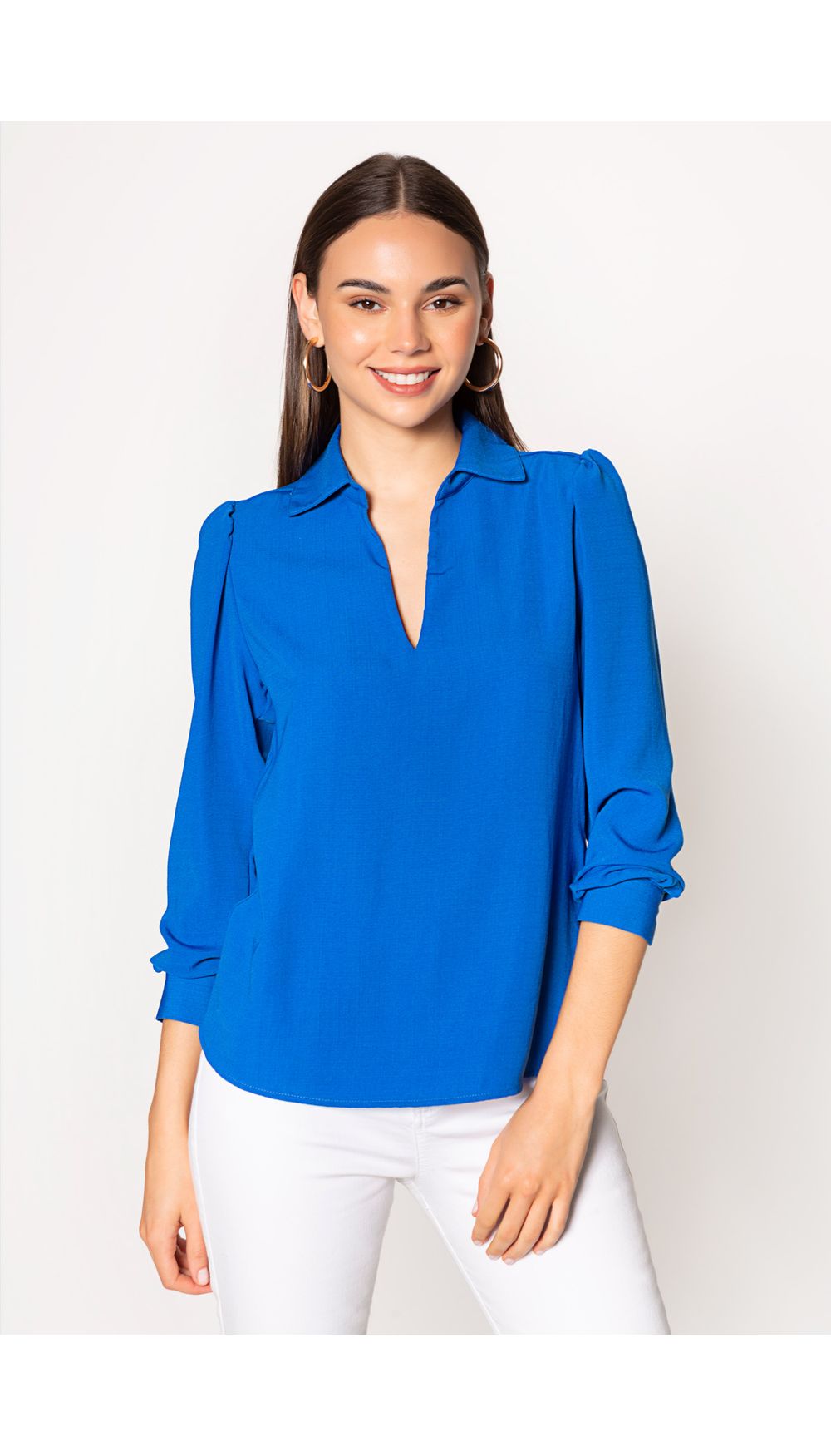 Blusa manga larga con botones en frente