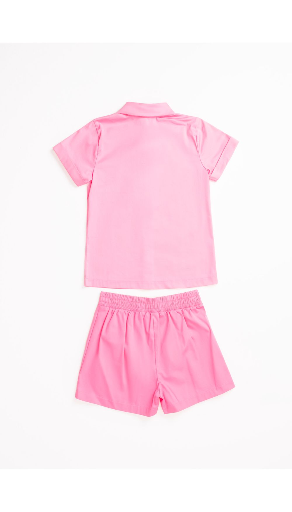 Conjunto niña de short con estampado.