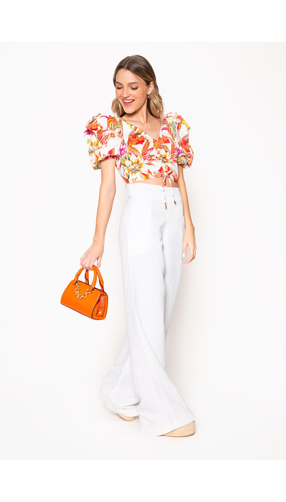 Blusa crop con manga puff y canal ruche