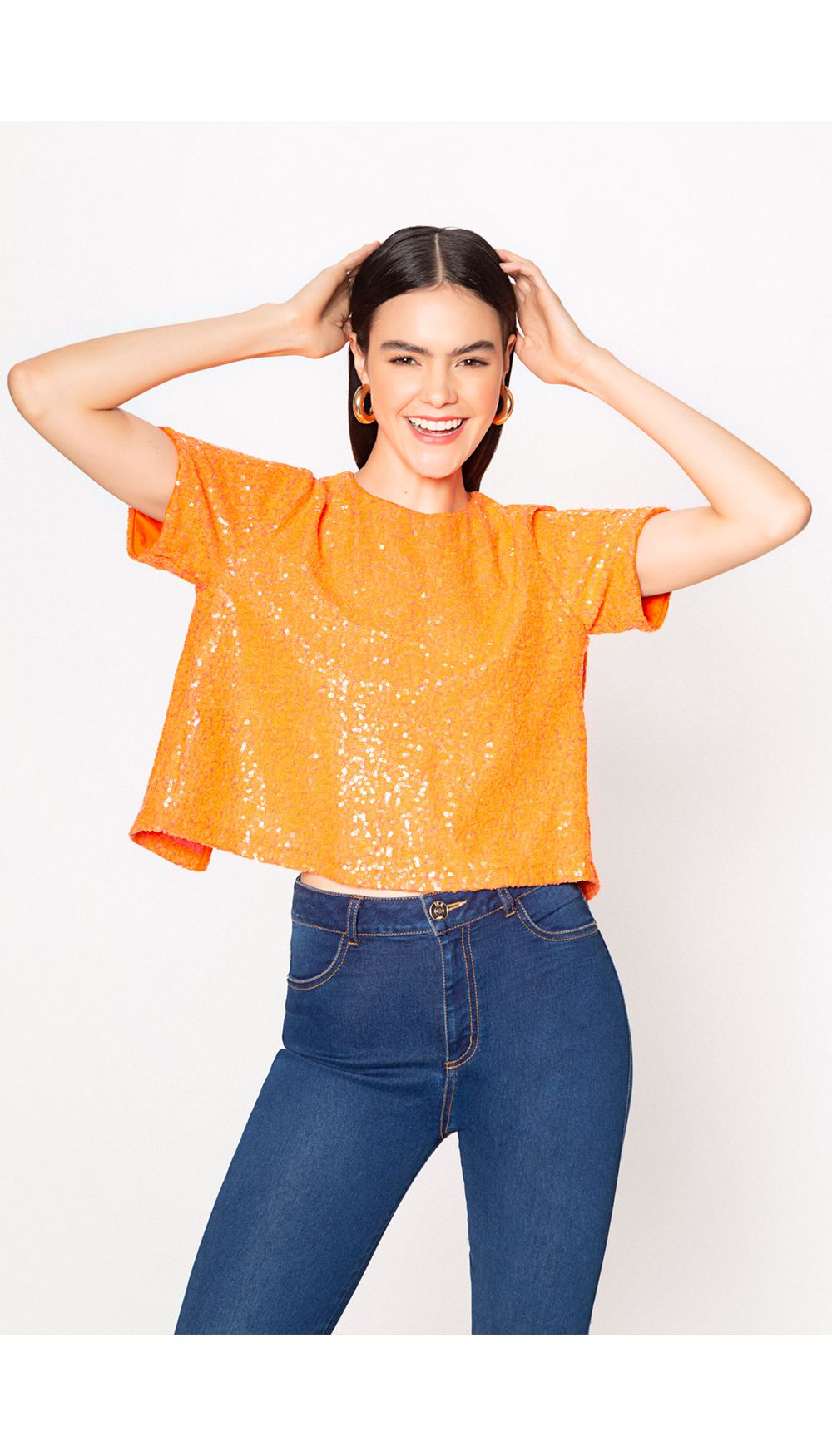 Blusa manga corta con abertura en espald