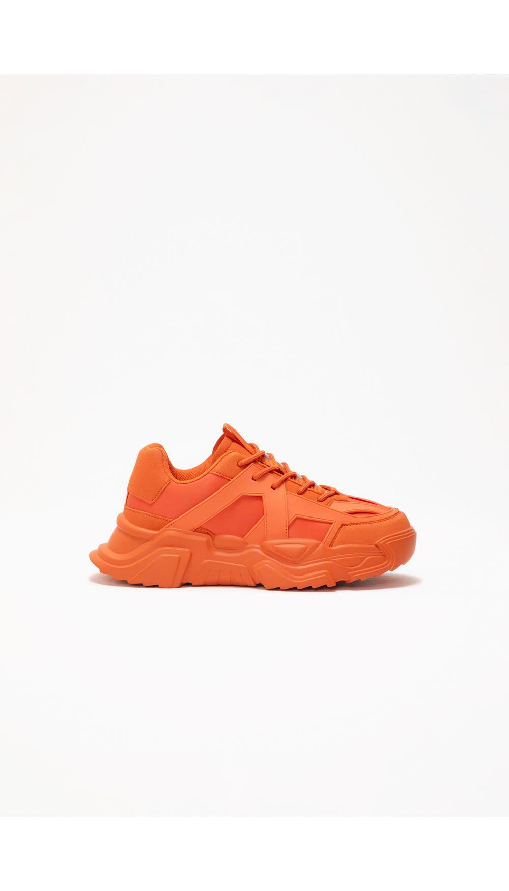Tenis bold combiancion de materiales