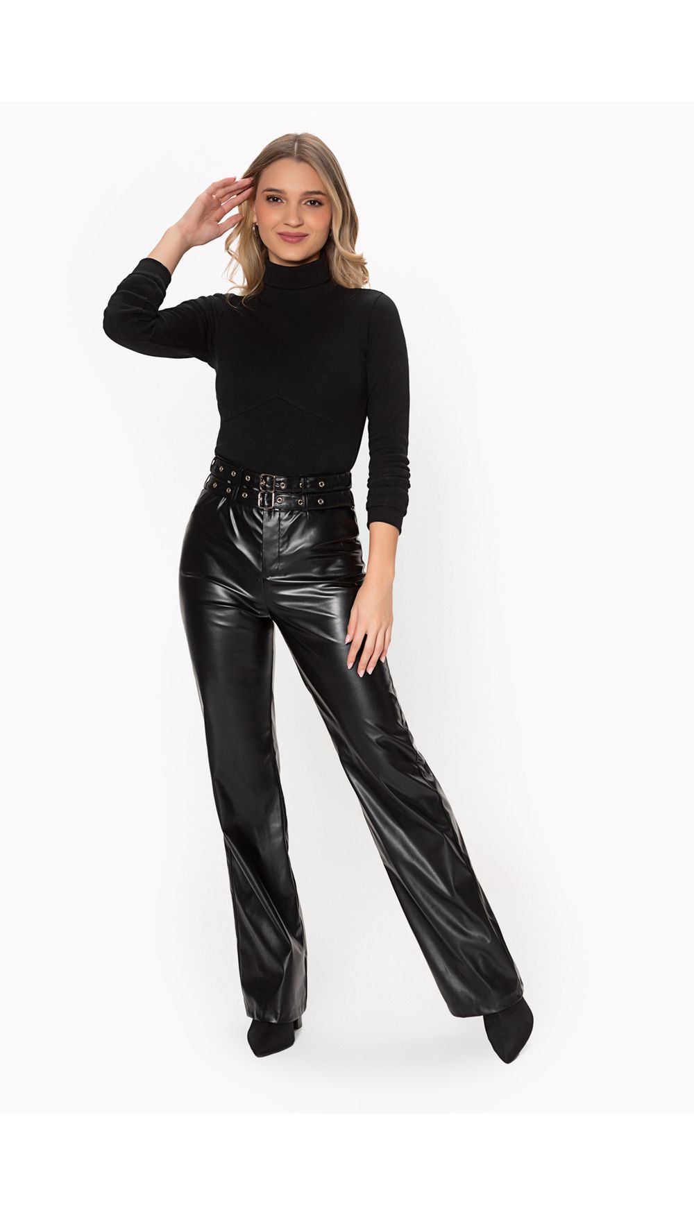Pantalon recto para dama con cinturones