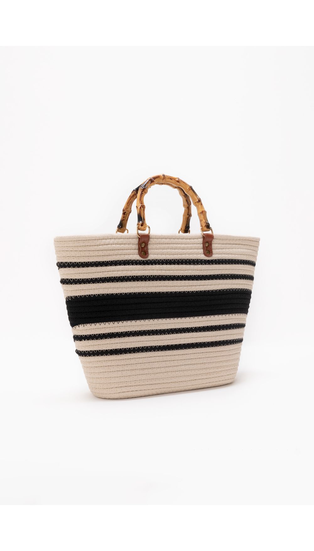 Bolso de mano con asas renovadas