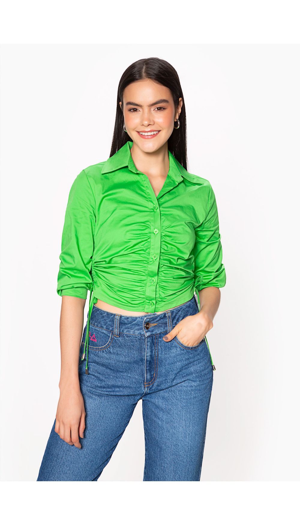 Blusa camisera con zurcido en costados