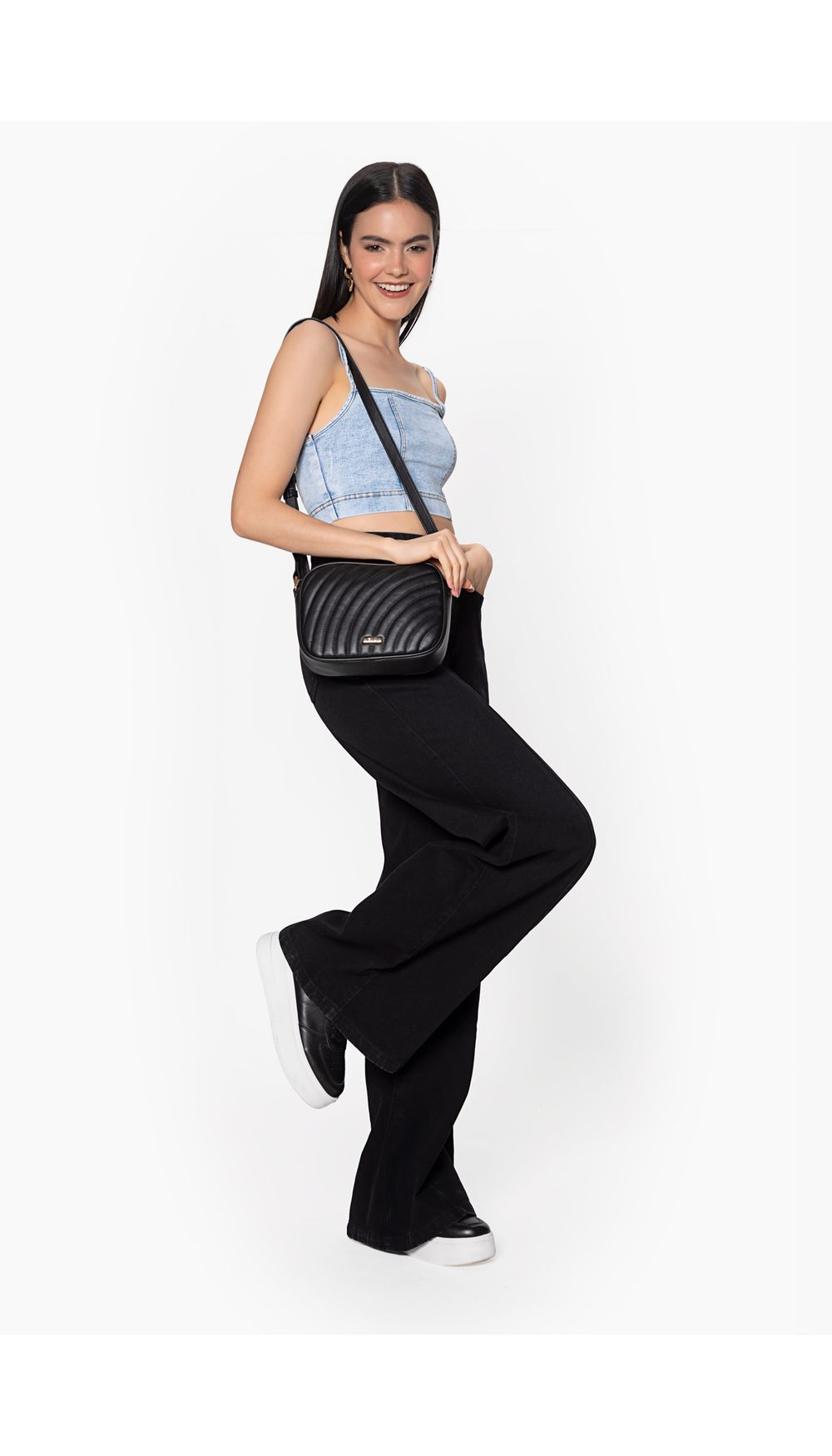 Blusa crop top en denim