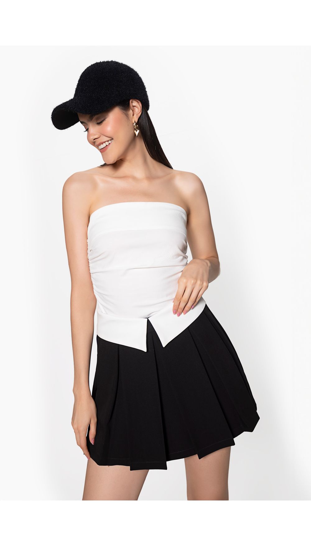 Blusa strapless en algodon ruchada a los