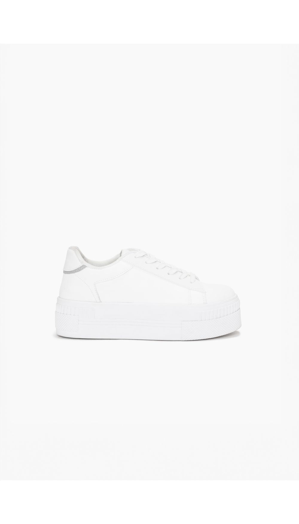 Tenis básico con glitter en talonera