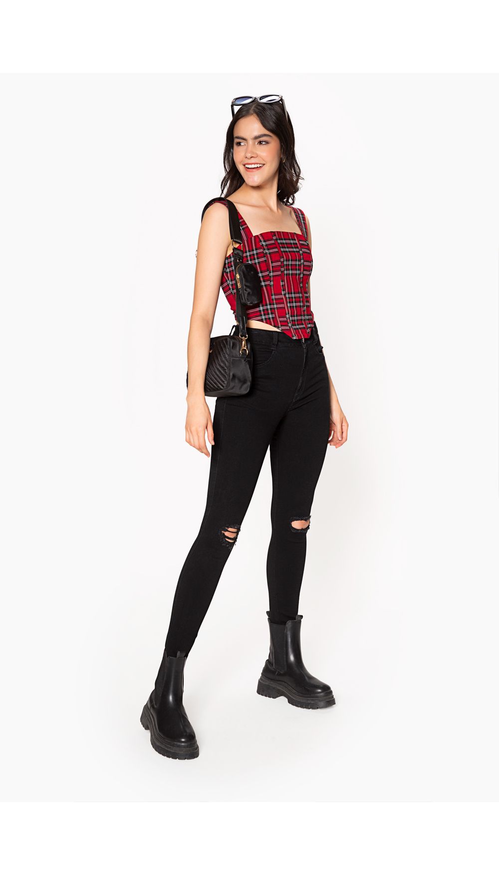 Jean  dama  tiro alto skinny  con rotos