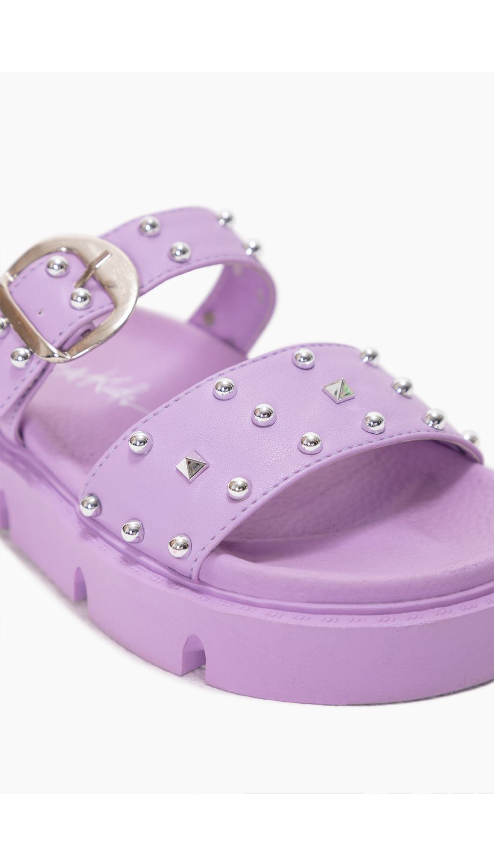 Sandalia chunky con taches