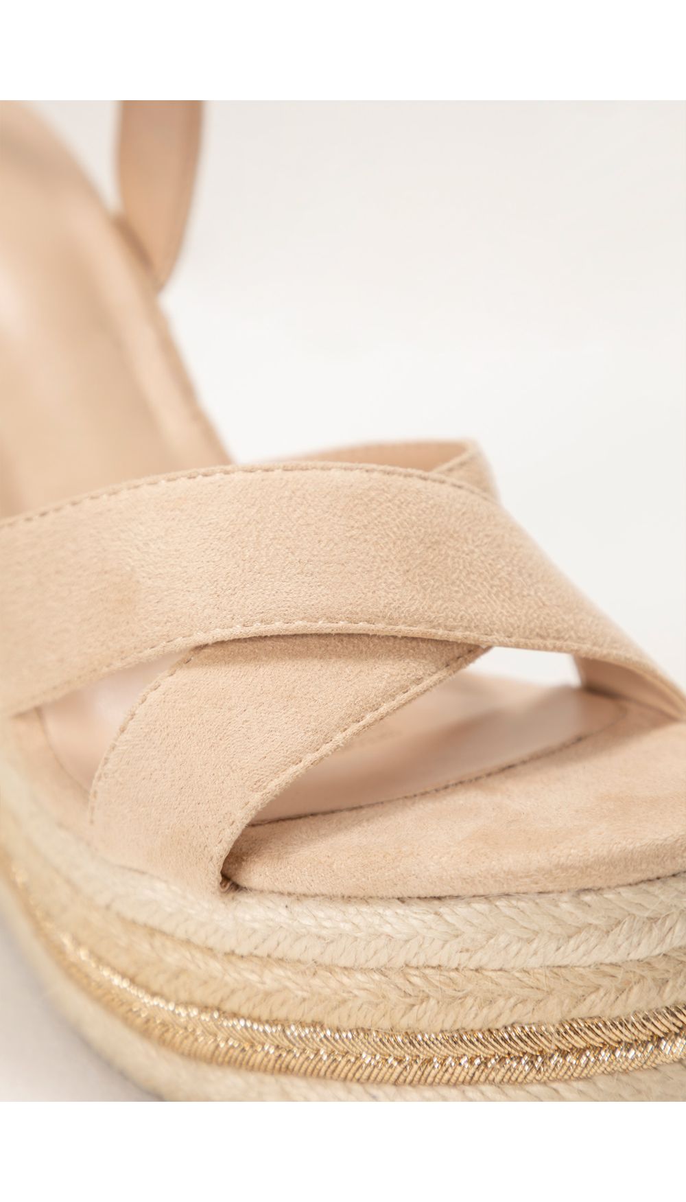 Plataforma en suede con hotfix