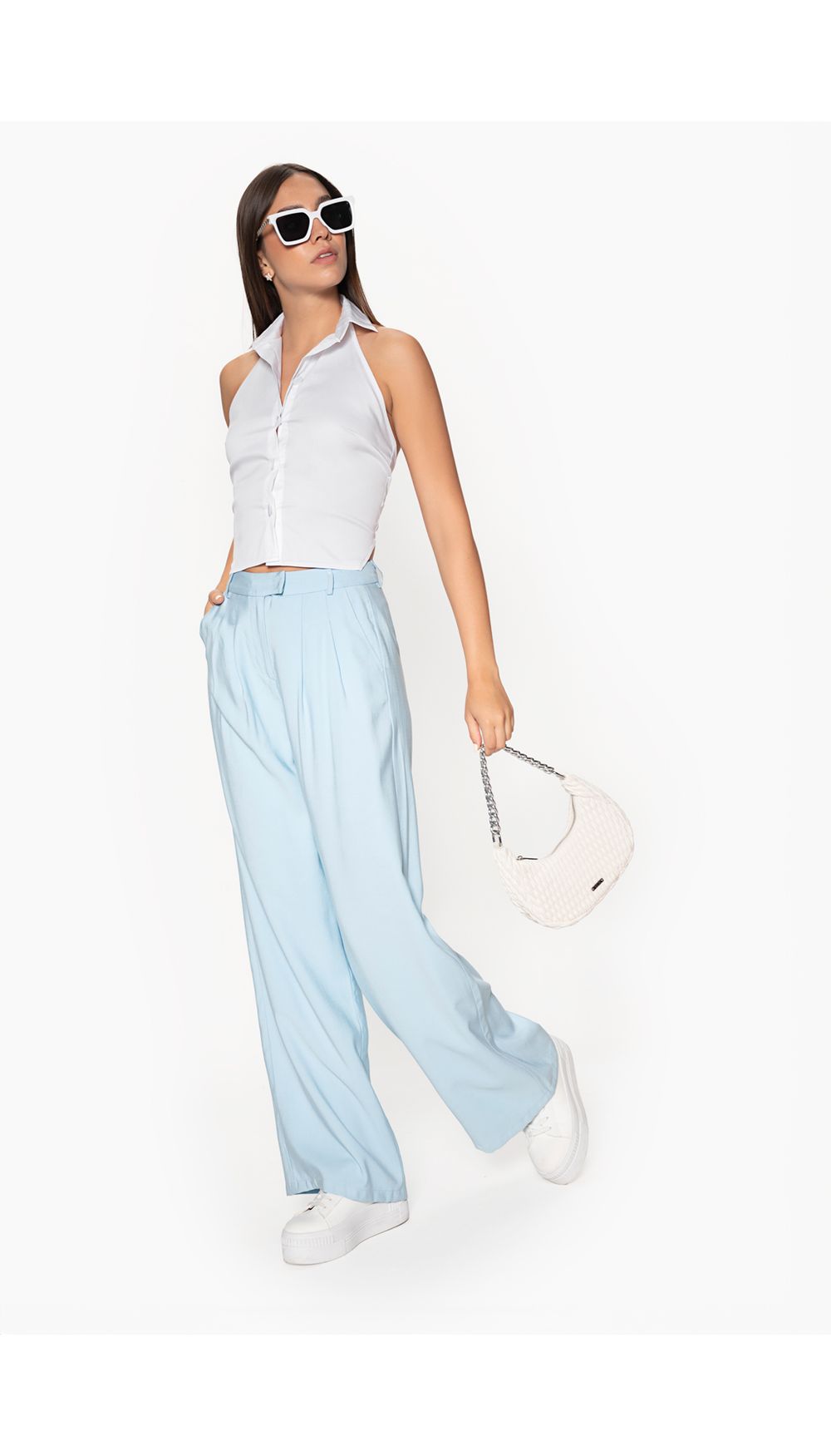 Blusa dama con cuello camisero halter