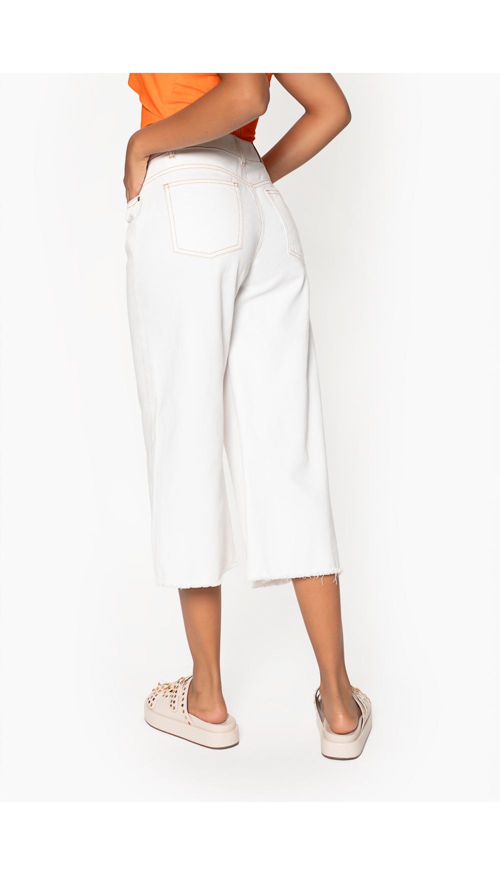 Jean para mujer  tiro medio culotte