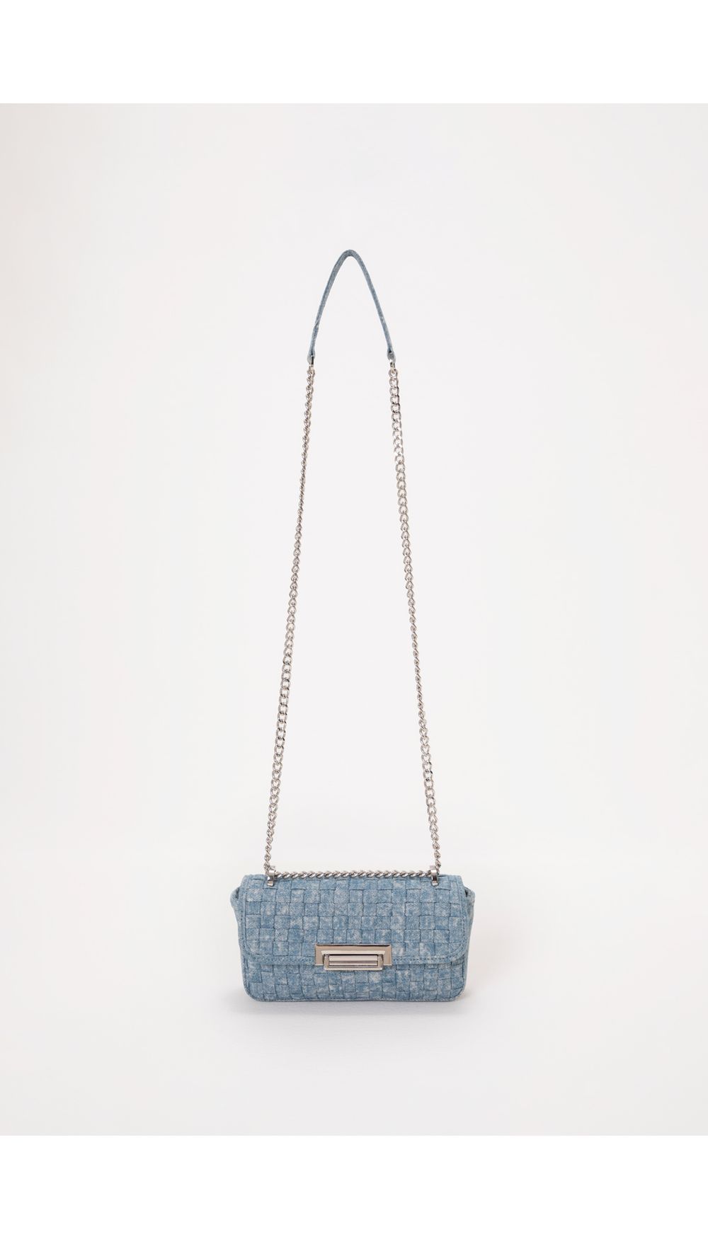 Bolso en denim con textura