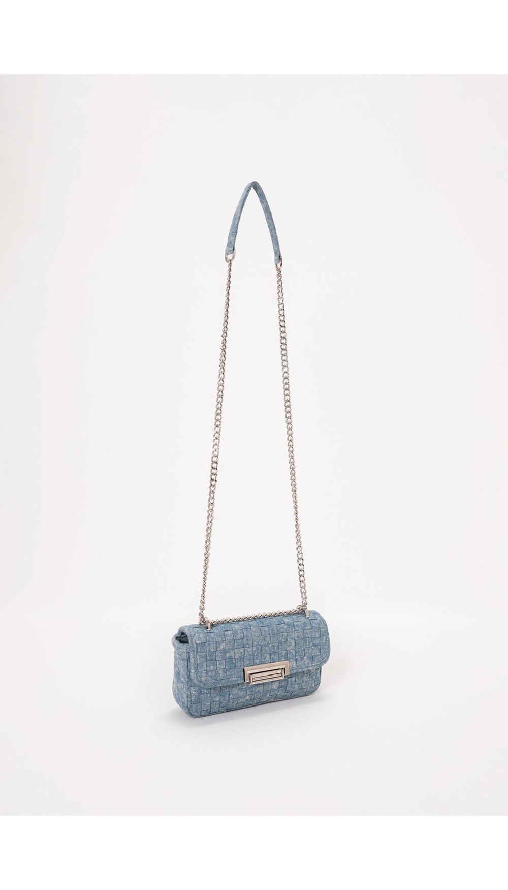 Bolso en denim con textura