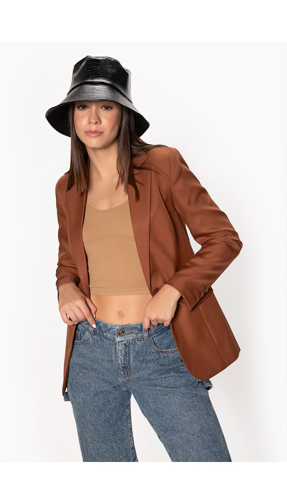 Blazer manga larga con boton frontal par