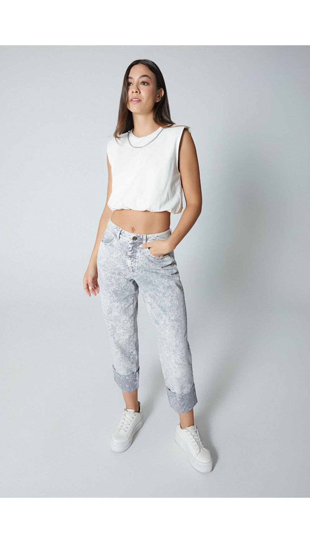 Jean  para mujer  tiro medio mom fit