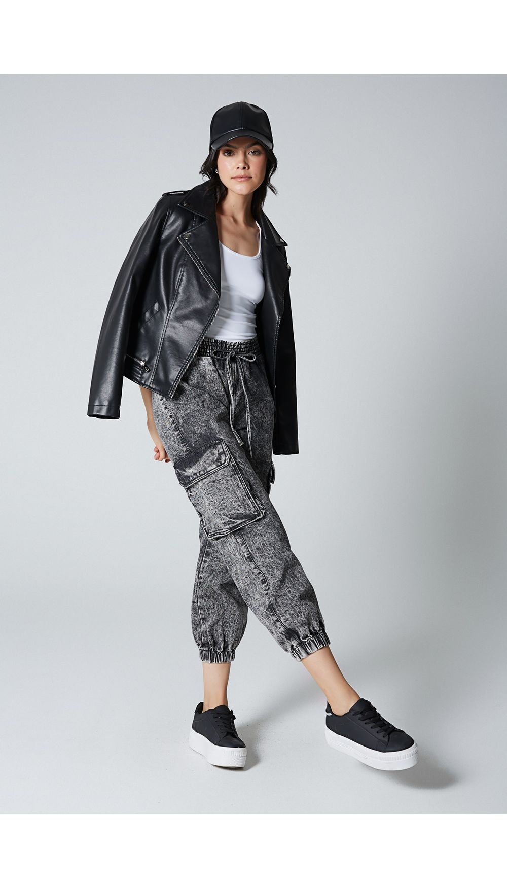 Jean  para mujer  tiro medio  jogger car