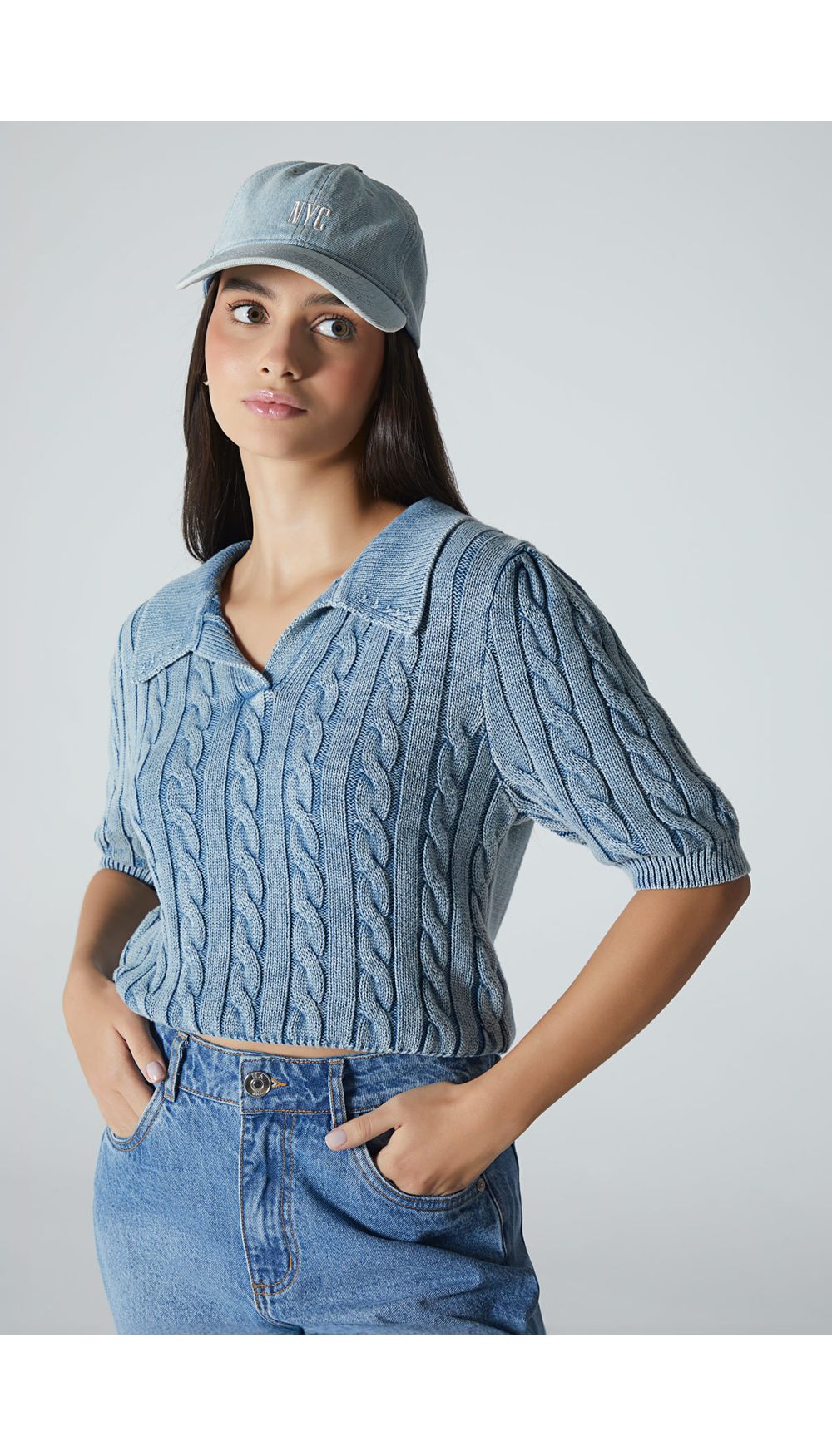 Blusa manga corta tejida con cuello polo