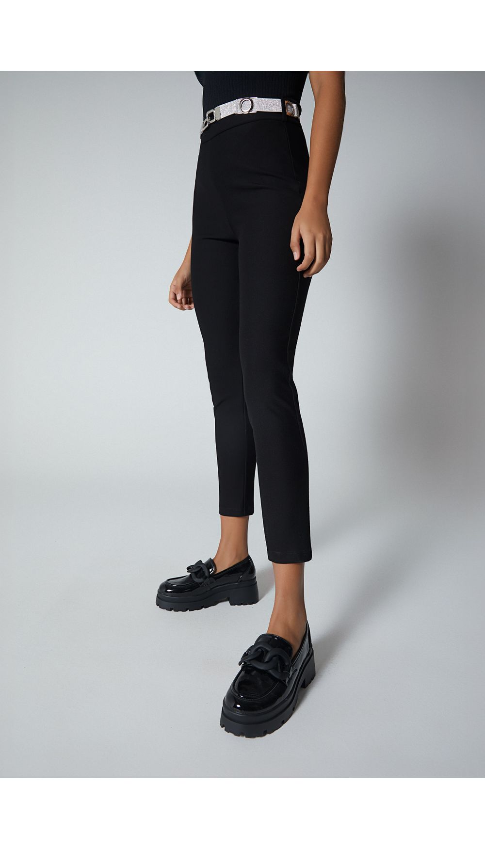 Legging tiro alto con cinturon elastico