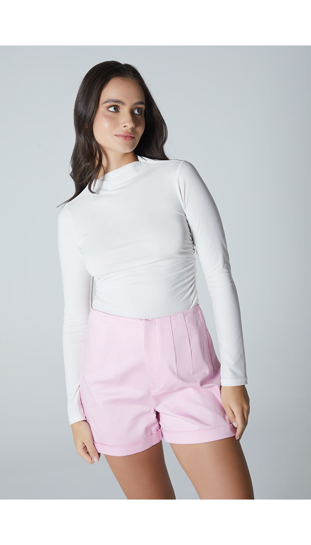 Blusa manga larga con zurcido en costado