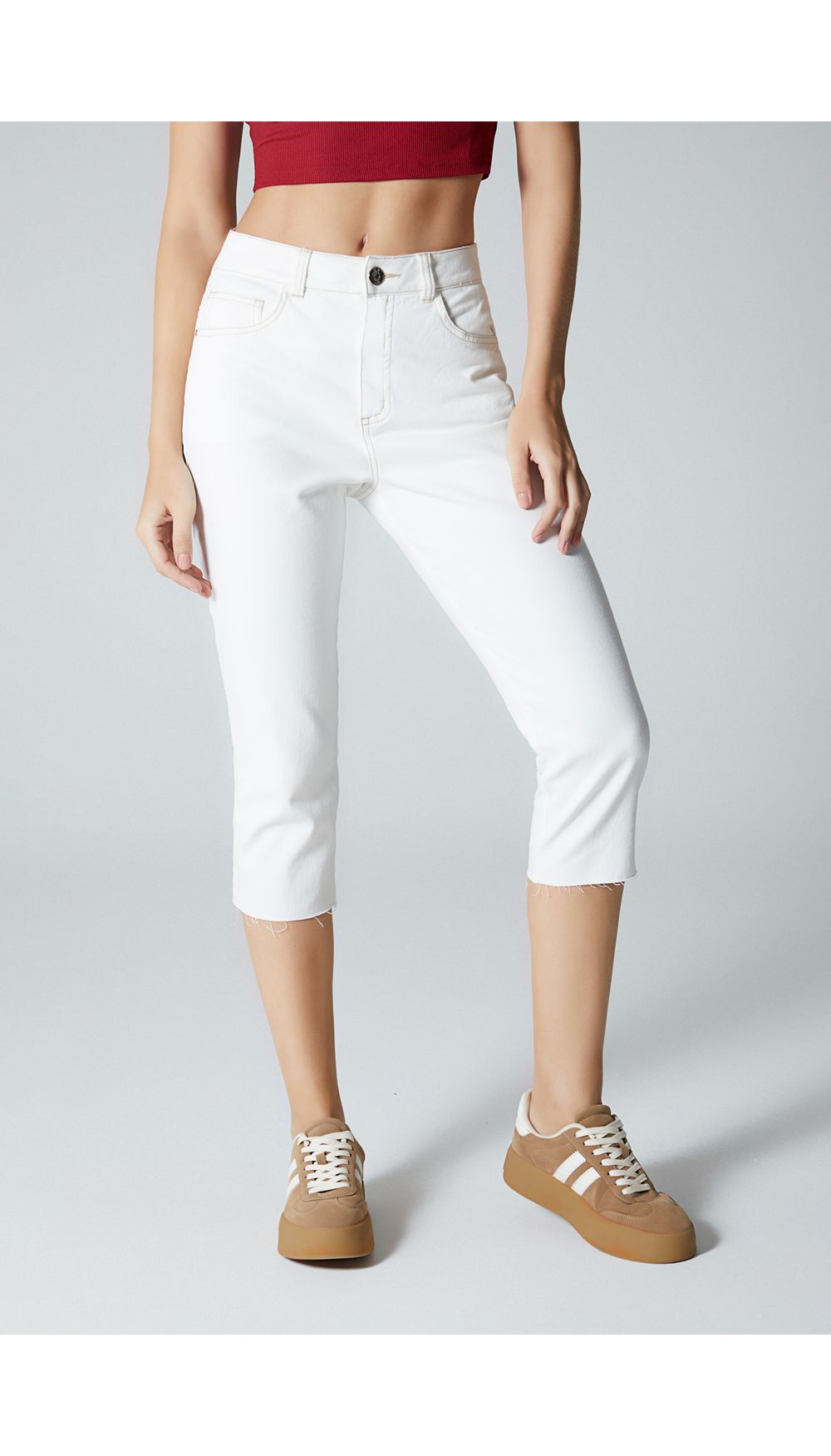 Jean para mujer tiro  medio  capri