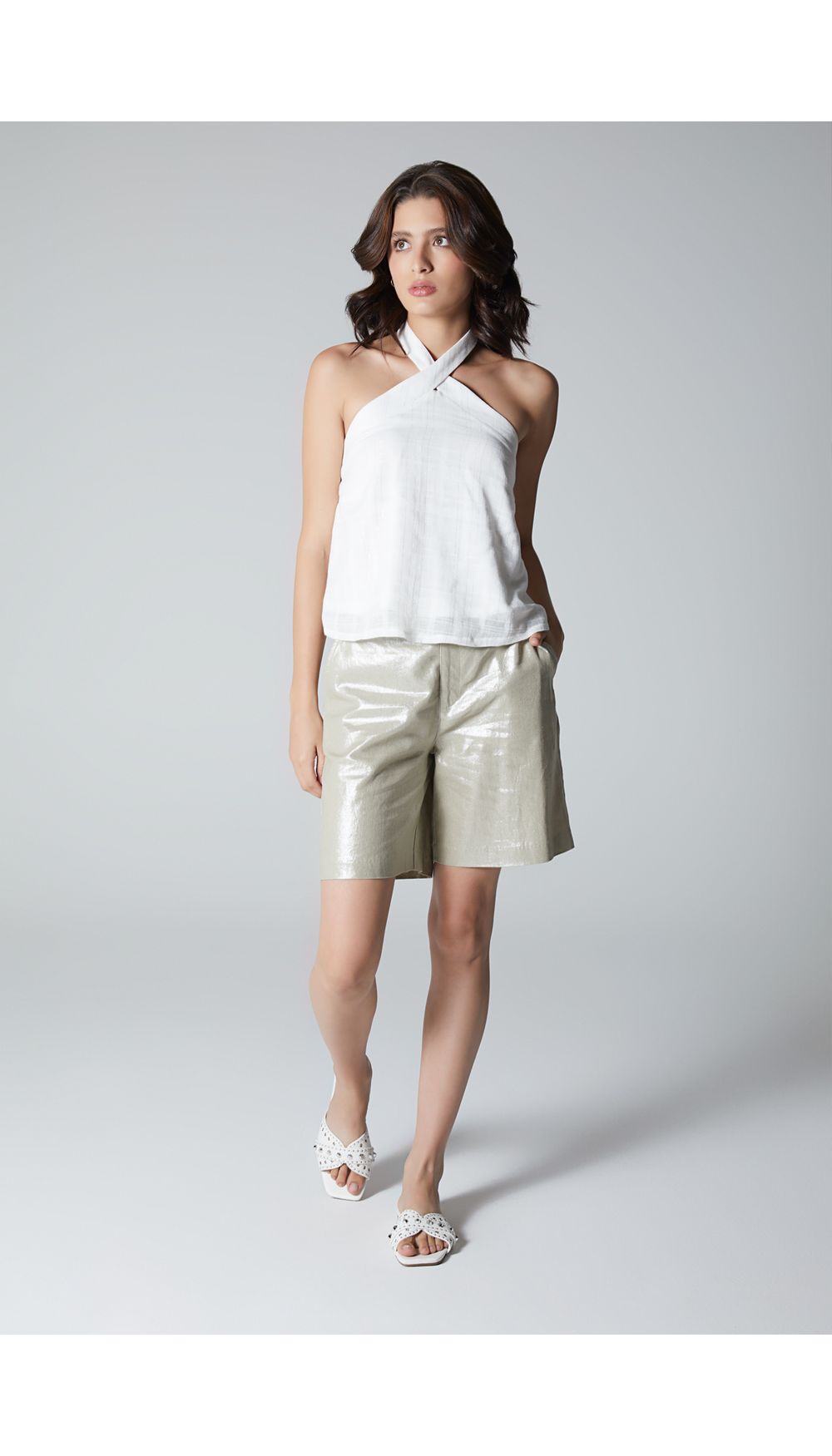 Short tiro alto con correa para mujer