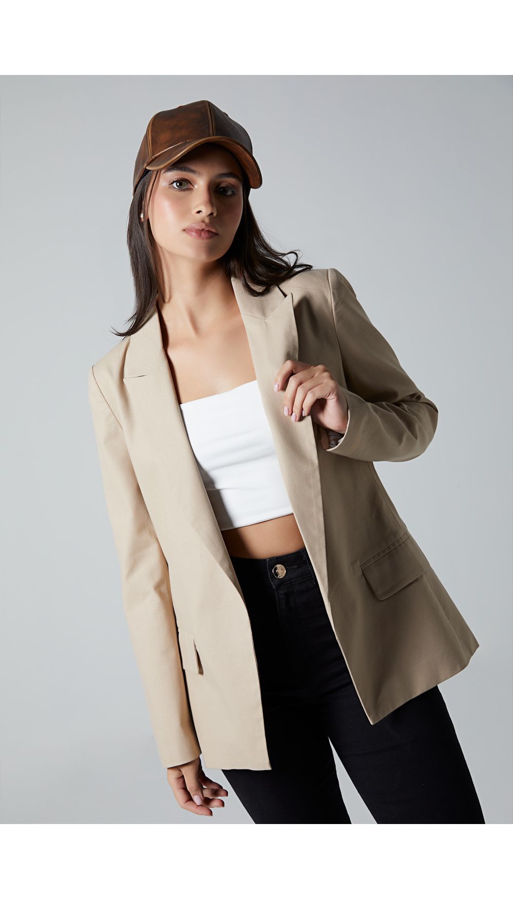 Blazer manga larga en lino para mujer