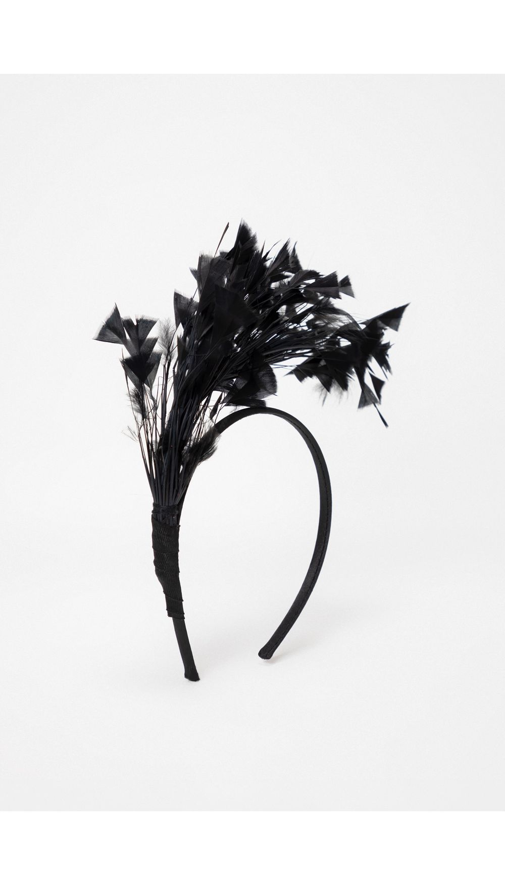 Diadema con plumas