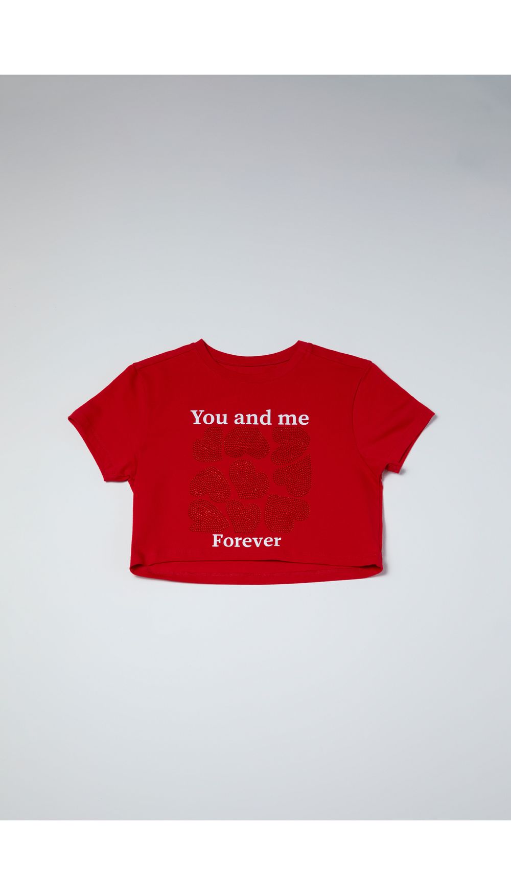 Camiseta estampada con apliques hot fix para niña