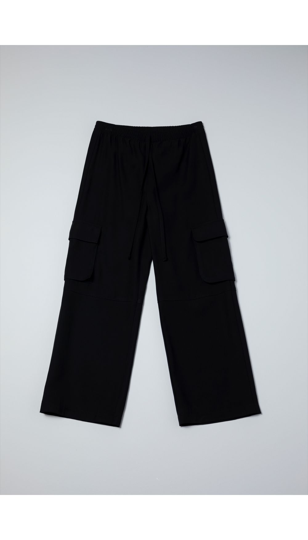 Pantalon cargo con pretina ruchada para niña