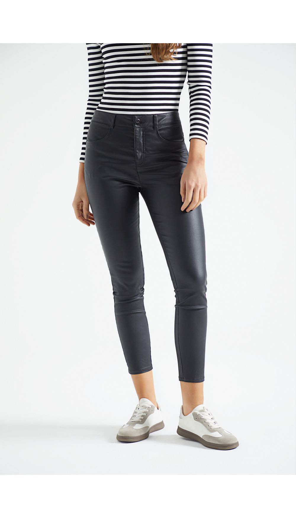 Jean  para mujer  tiro medio skinny con