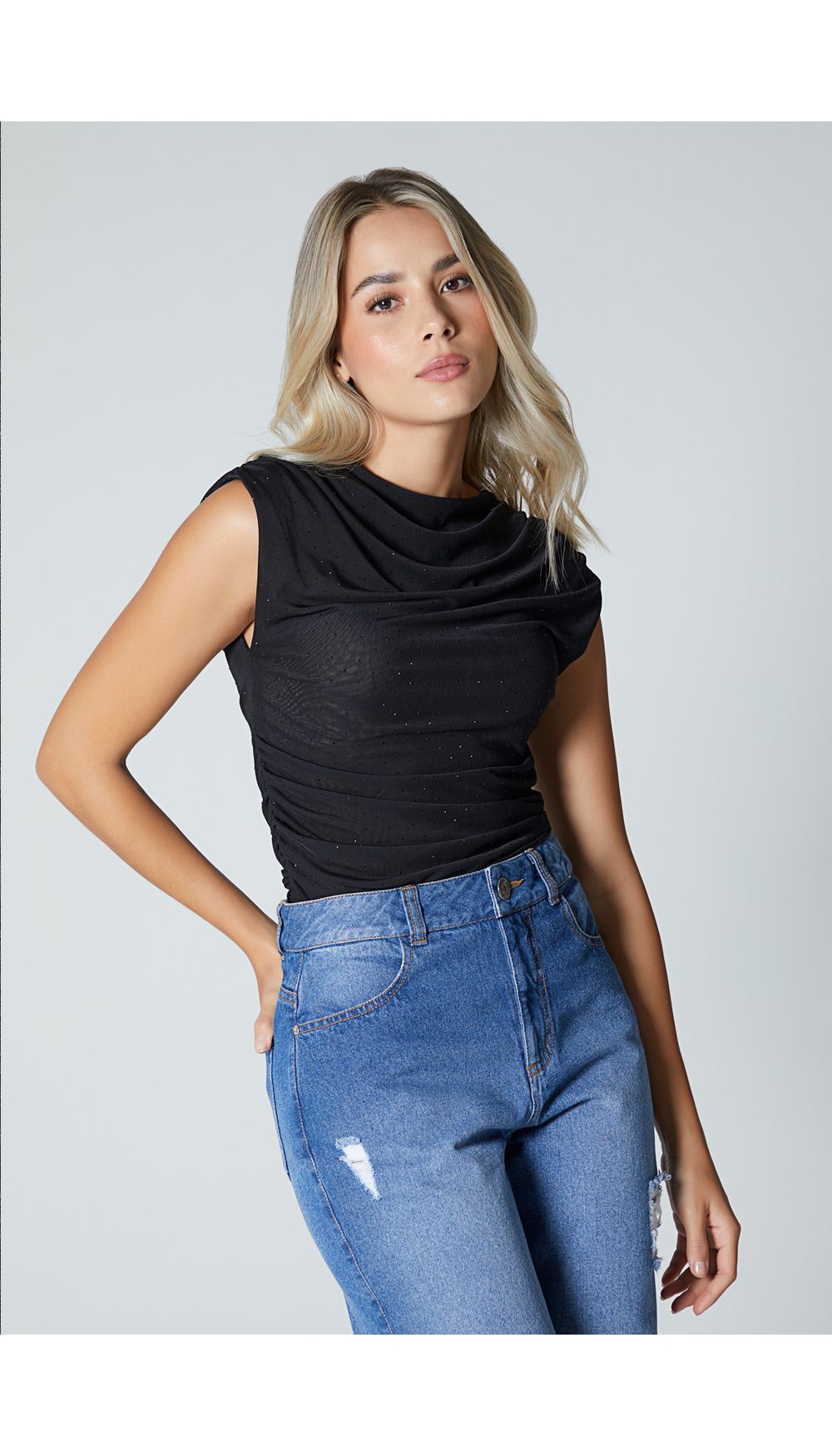 Blusa manga sisa drapeada cuello ojal co