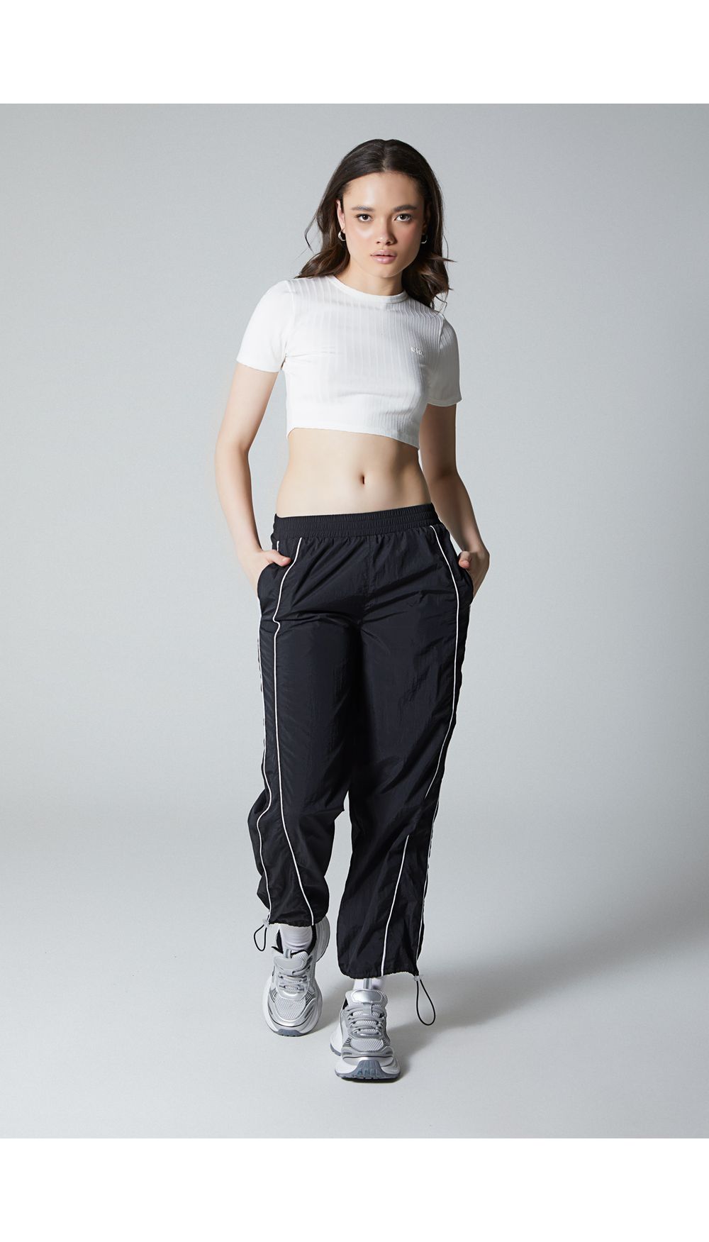 Blusa basica crop para mujer