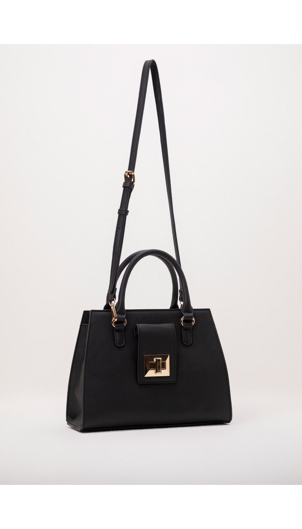 Bolso de mano con herraje en frontal