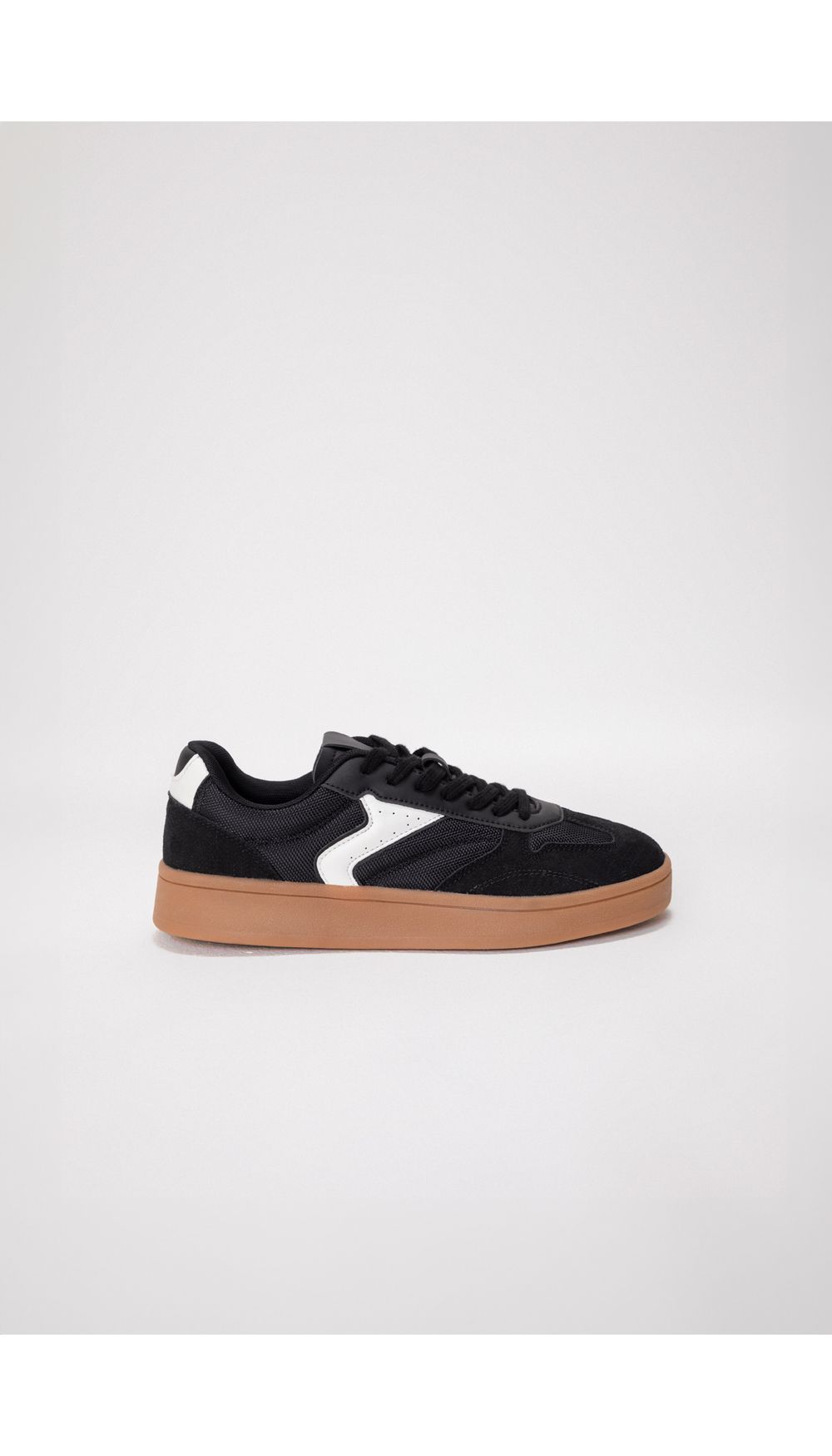 Tenis combinacion materiales