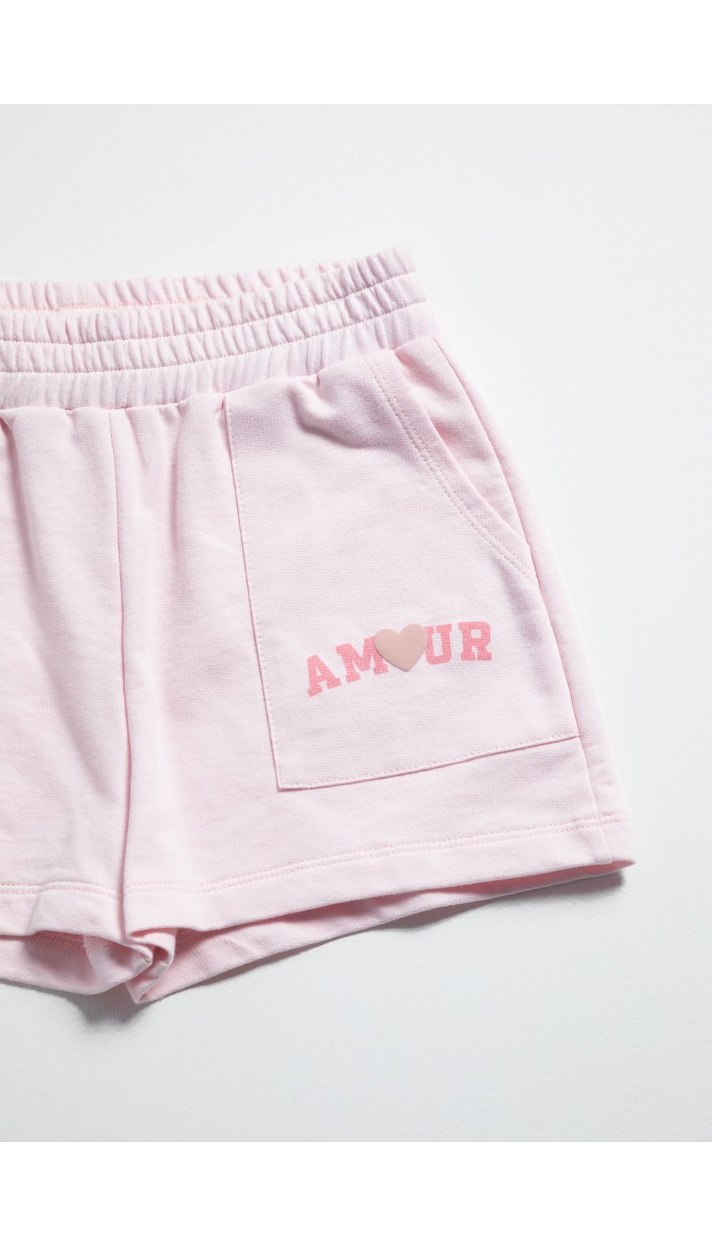 Short para niña con detalle en frente