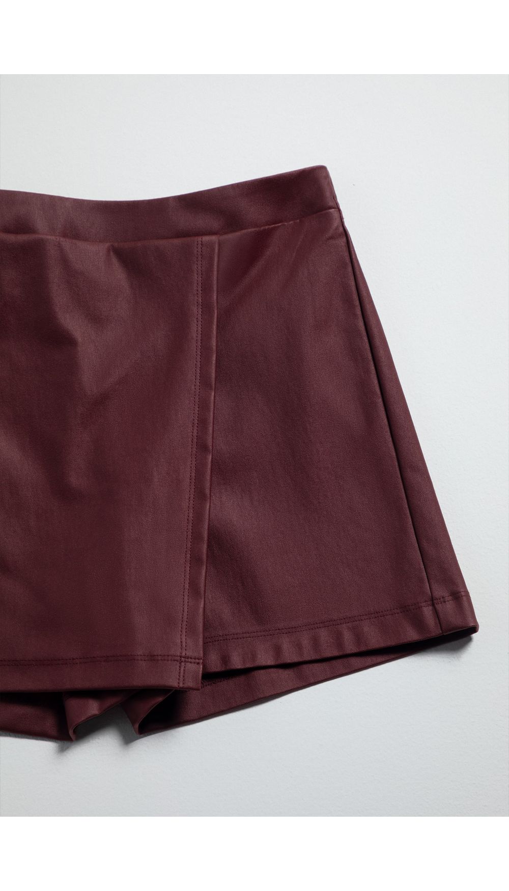 Falda short  niña tiro alto con estrella