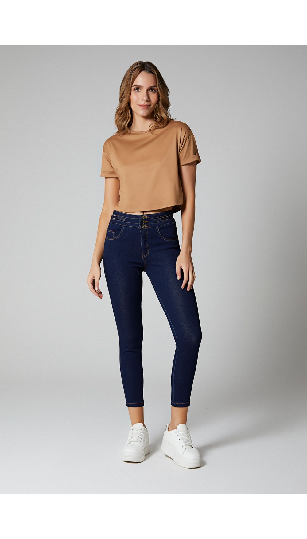 Jean ultra slim tiro alto con herrajes s