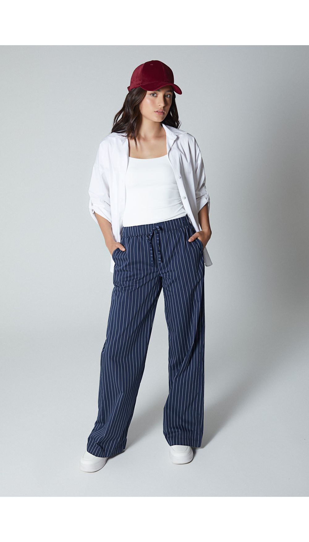Pantalon recto para mujer tiro medio